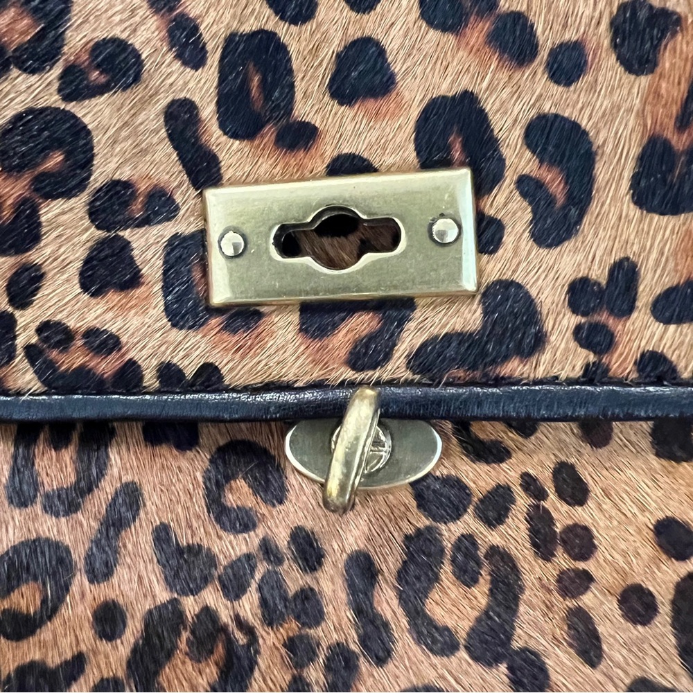 ✖️SOLD✖️•FOSSIL• Memoir Small Flap Crossbody Bag in Cheetah - Picture 8 of 15
